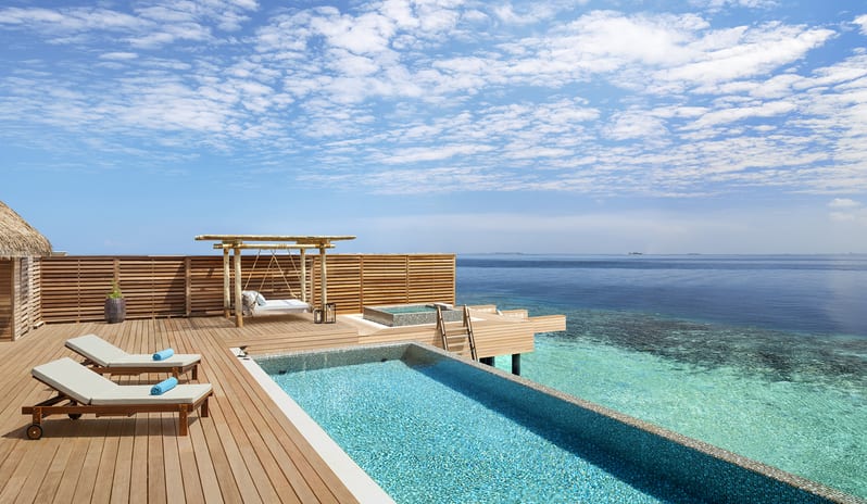 5. Three-Bedroom Overwater Villa_Deck